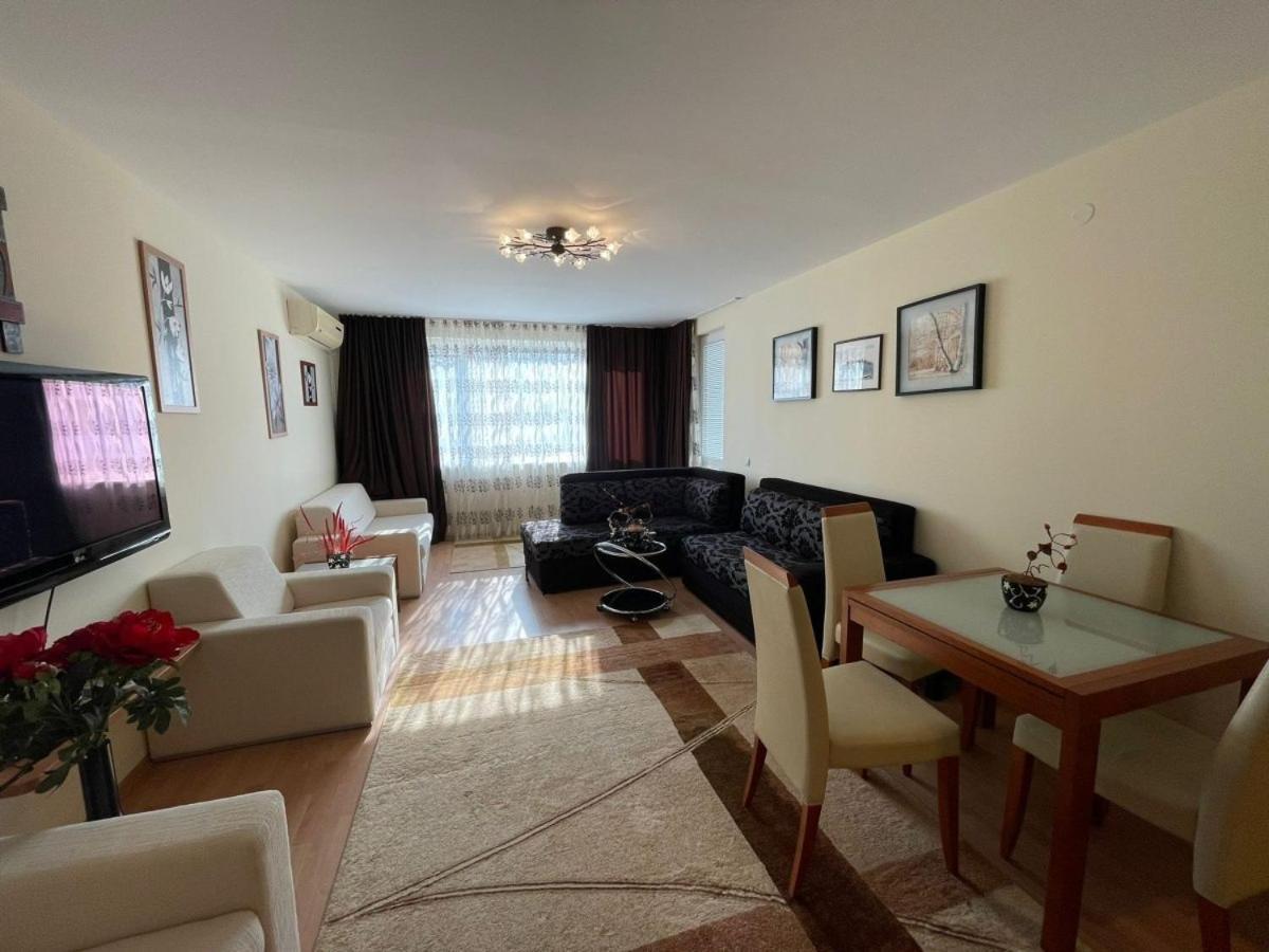 Panorama Marina Fort Beach - Premium Apartments Sea Viev Sveti Vlas Ruang foto