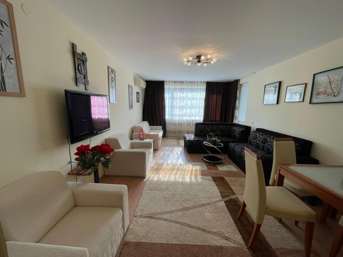 Panorama Marina Fort Beach - Premium Apartments Sea Viev Sveti Vlas Ruang foto