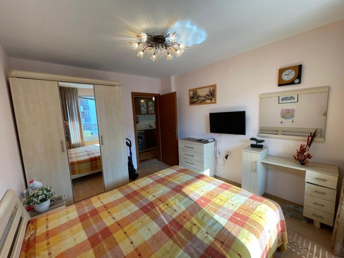 Panorama Marina Fort Beach - Premium Apartments Sea Viev Sveti Vlas Ruang foto