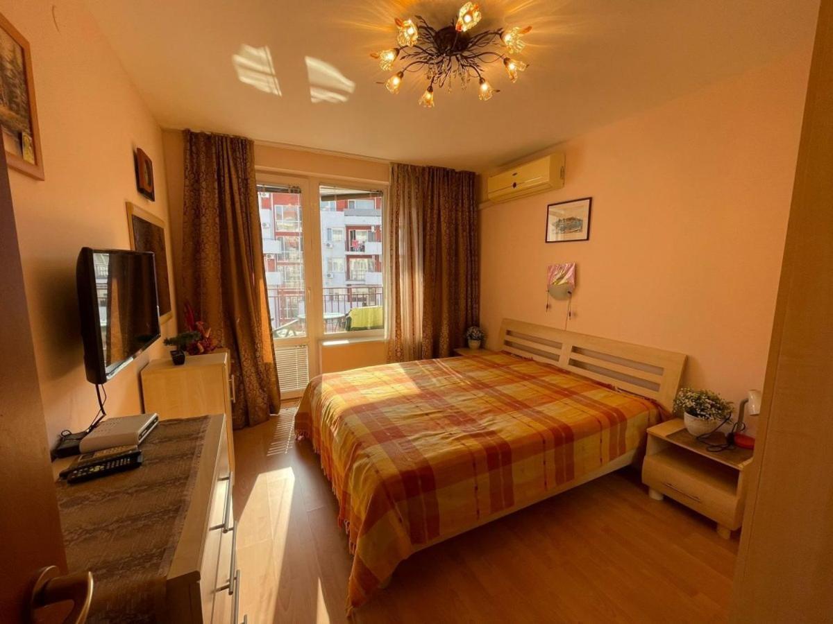 Panorama Marina Fort Beach - Premium Apartments Sea Viev Sveti Vlas Ruang foto